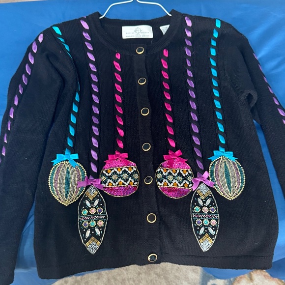 New.  Beautiful colors of Christmas Ornaments.  Ribbons and sequins. - Picture 5 of 12